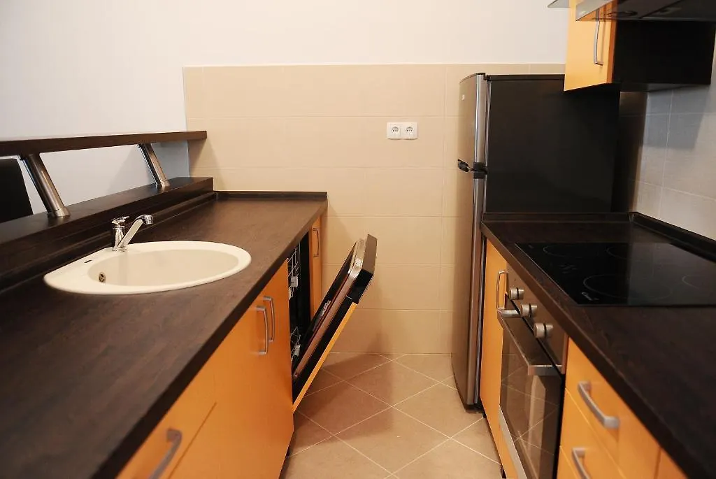 Apartments Delta 트로기르
