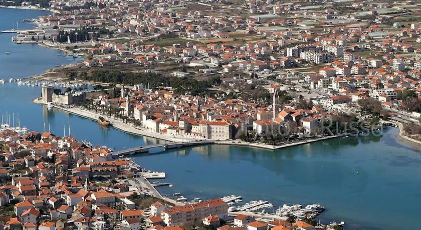 Apartments Delta Trogir