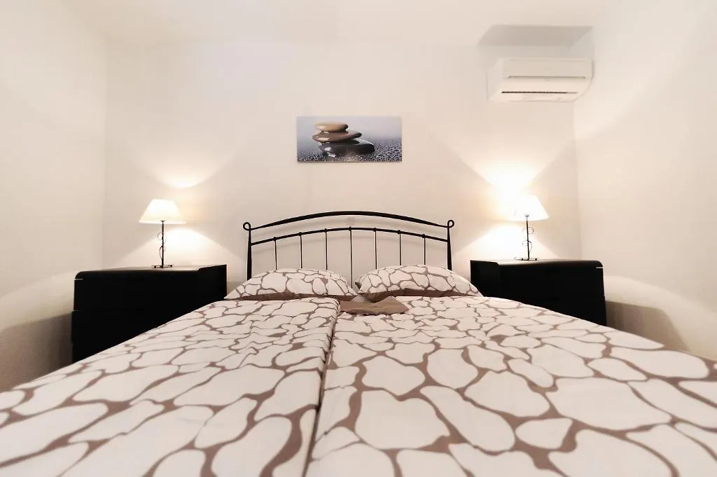 Apartments Delta Trogir