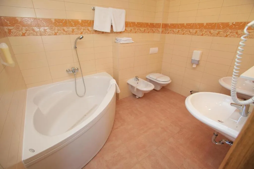 Apartments Delta Trogir 0*,