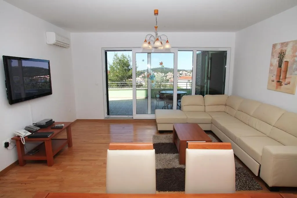 Apartments Delta Trogir
