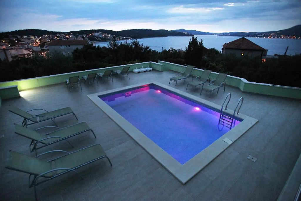 Apartments Delta Trogir Croacia